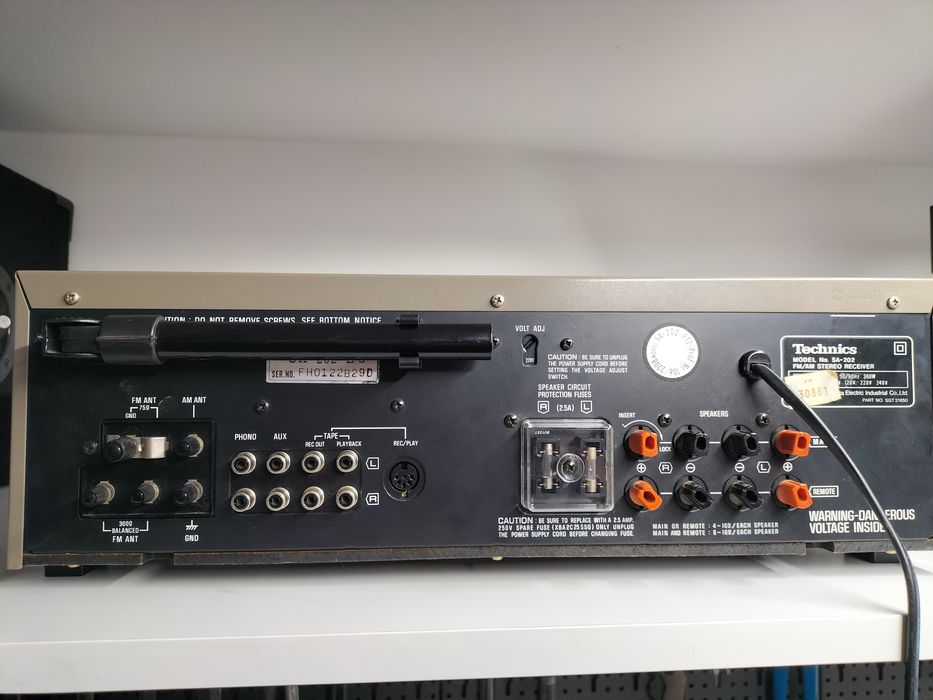 Amplituner Technics SA-202
