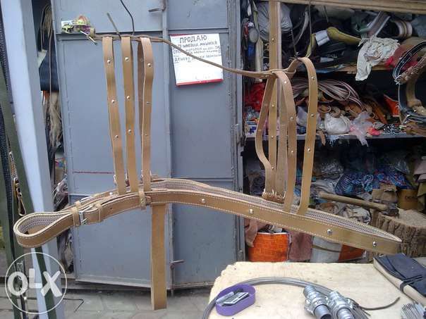 продам кінну упряж (збрую кінну) сідла шкіряні