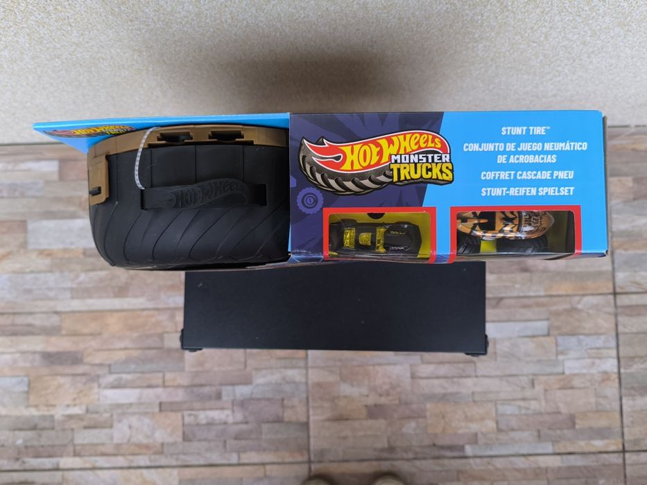 hot wheels monster truck zestaw kaskaderska arena + 2 autka, zestaw