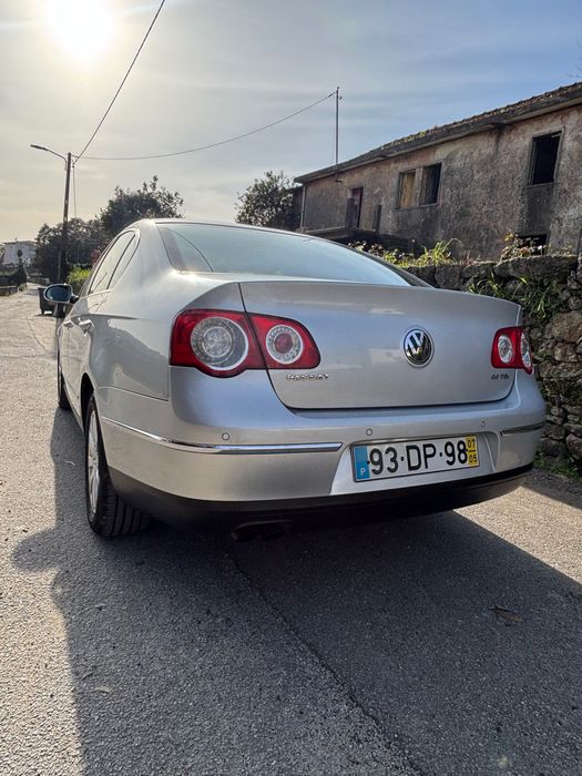 WV Passat B6 2.0 tdi 140cv - Apenas 115 000km