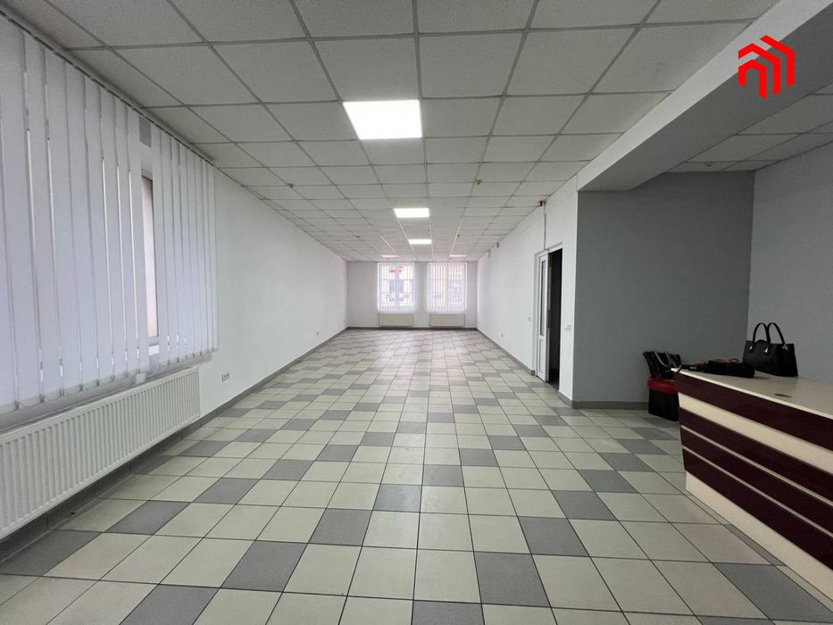 Оренда великої площі оупен спейс в центрі: 90, 120, 210