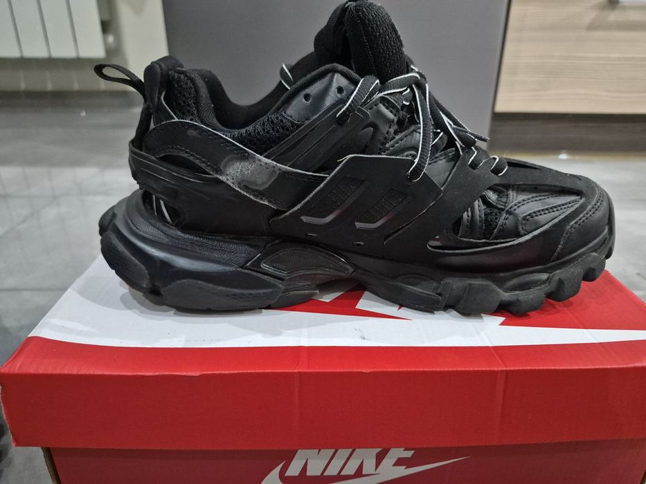 Balenciaga Track