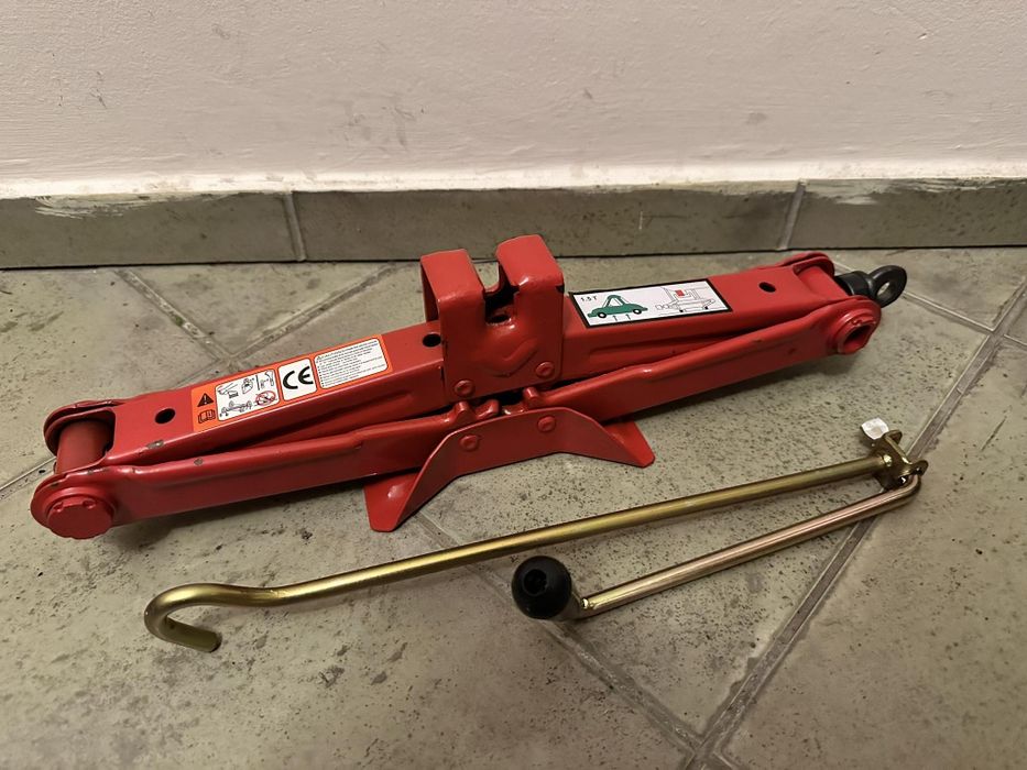 Lewarek kia sportage 3