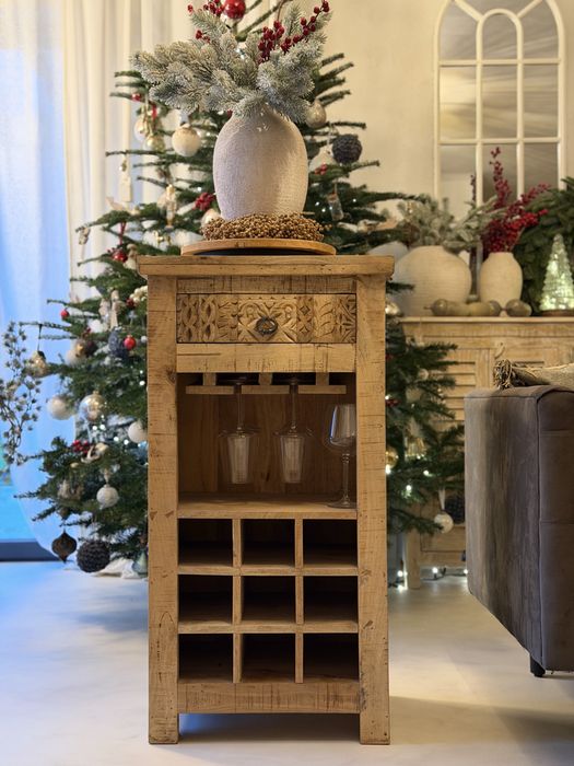 Stojak na wina oraz kieliszki z drewna mango