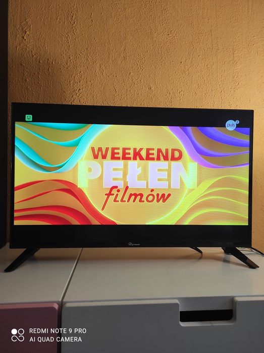 Sprzedam telewizor 32 cale LED pilot karton