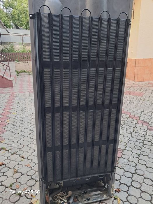 Холодильник Whirpool