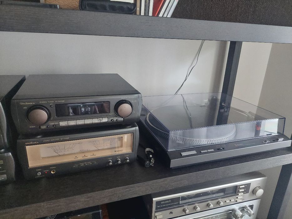 Gramofon Technics Direct Drive SL -D202