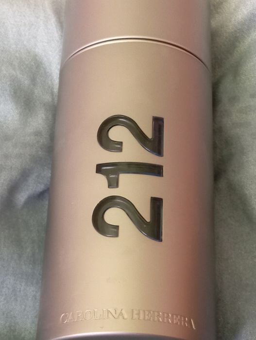 Pusty flakon 212