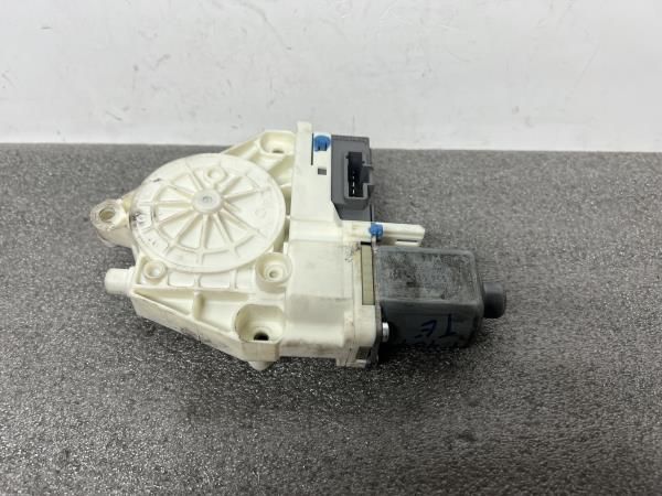 Motor vidro trás esquerdo PEUGEOT 407 (6D_)