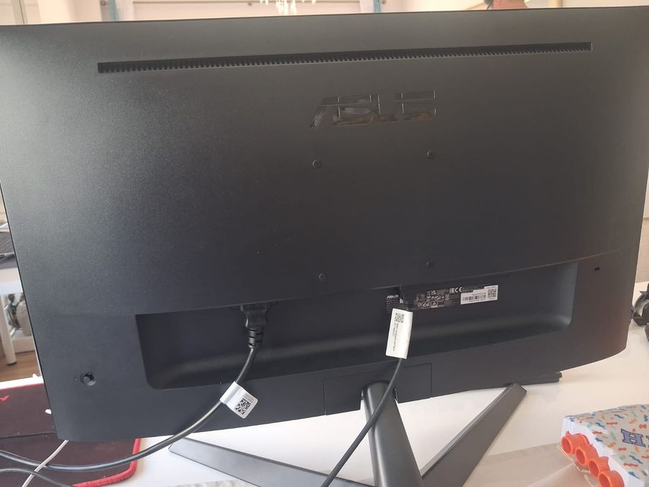 Monitor Gamer ASUS-144 Hz -Full HD