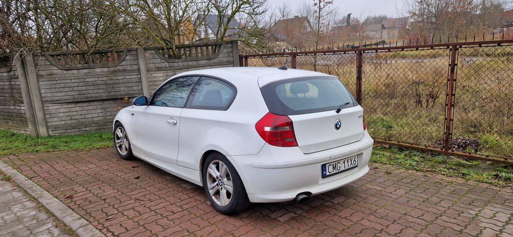 Sprzedam lub zamienię na zabytkowy motocykl.