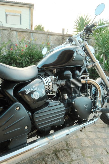 Triumph Speedmaster 900