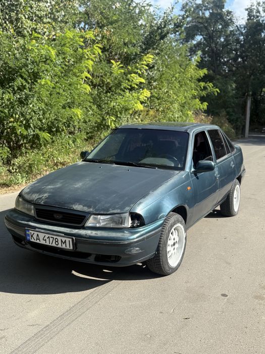 Продам Daewoo Nexia 1.5 бензин 2005