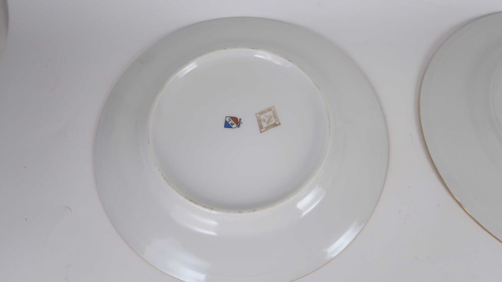 4 pratos de caça em faiança antiga Francesa