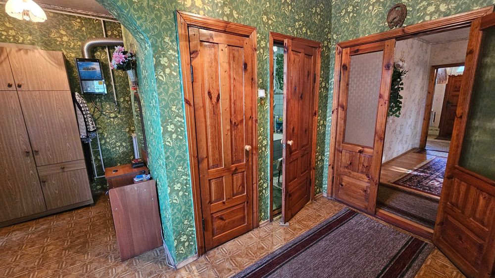 Будинок на дві Сім’ї, або дуже велику родину. Дуплекс Є відеоогляд