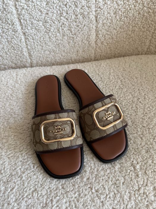 Тапочки шльопанці Coach 37,39p