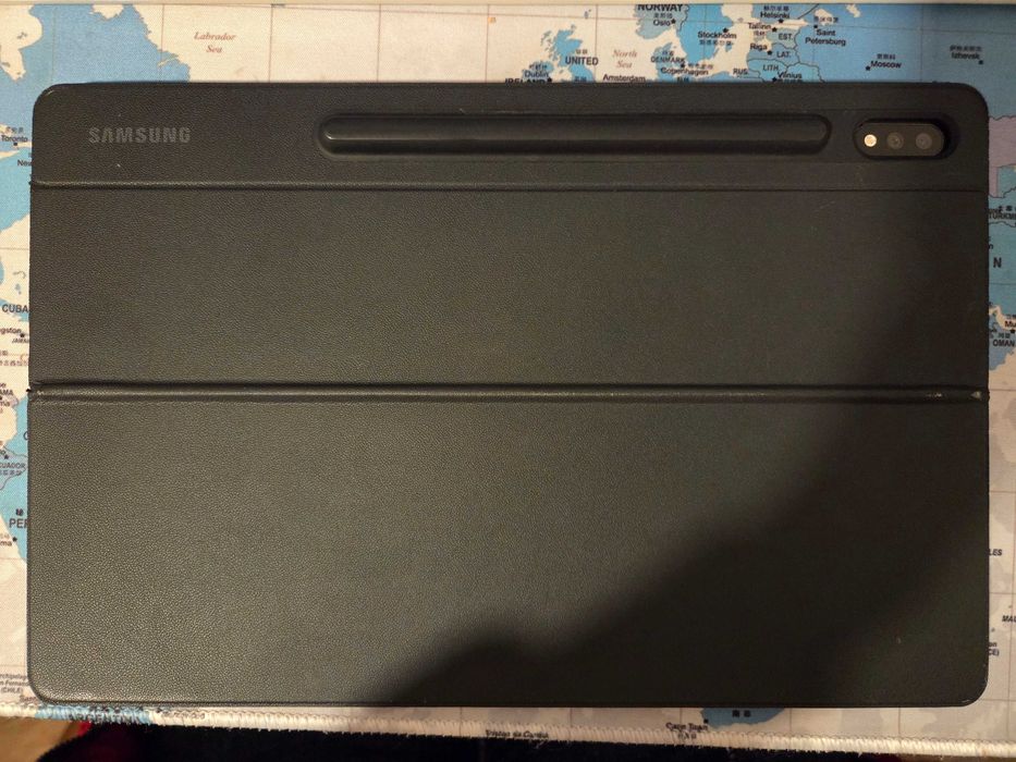 Samsung Galaxy Tab S7+ 256GB com teclado
