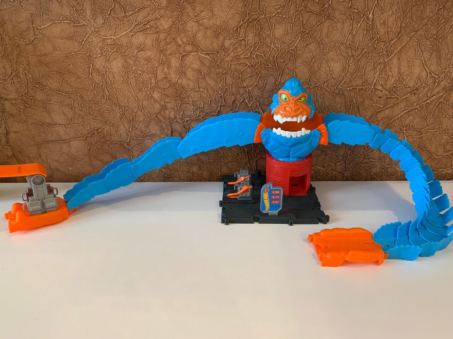 Трек Hotwheels 4 шт