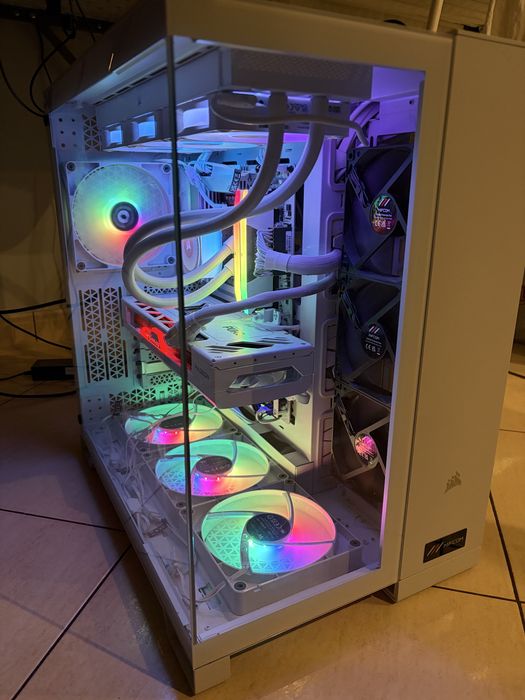 Gwarancja Gamingowy Gaming PC Ryzen 5 7600 RX7800XT/ DDR5 6000MHz 32GB