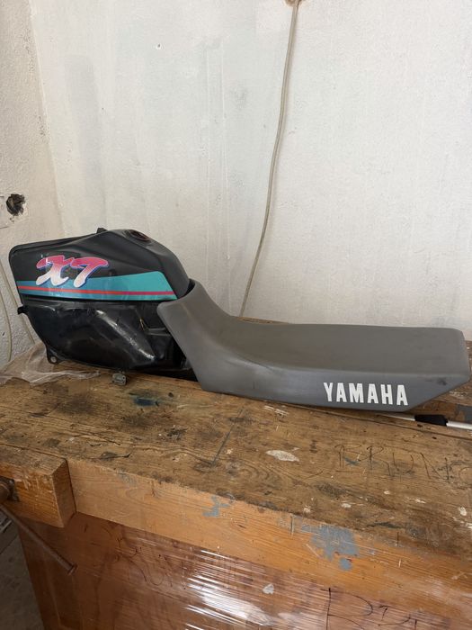 Deposito e bando XT600