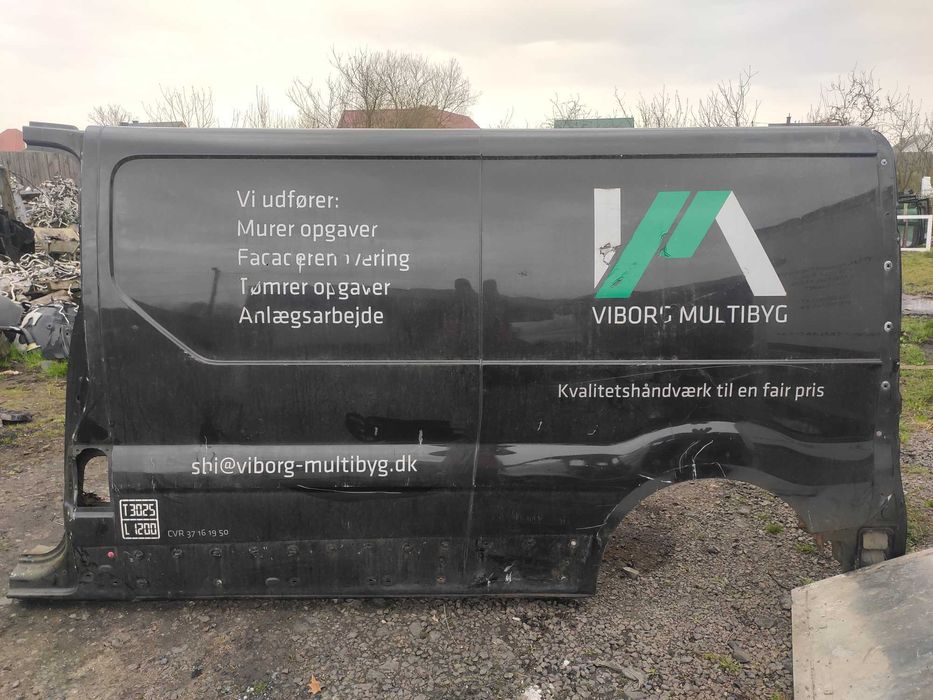 Боковина крыло заднее Trafic Vivaro Primastar 01-13