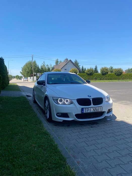 Samochód bmw e92 325i 2010r