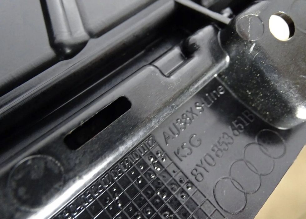 Grill atrapa Audi A3 8Y S-LINE