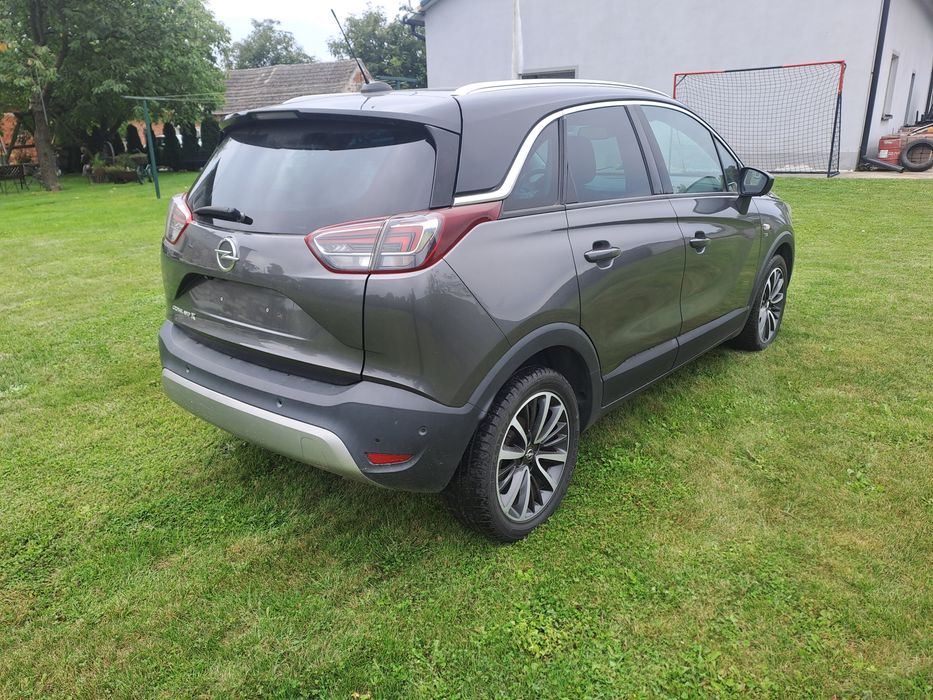 Opel Crossland X 1.5 hdi 120KM Uszkodzony delikatnie