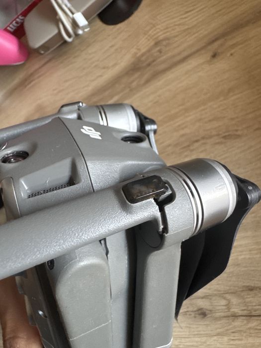 Drone DJI Mavic 2 Zoom + Comando e Acessórios (Ler Descrição)