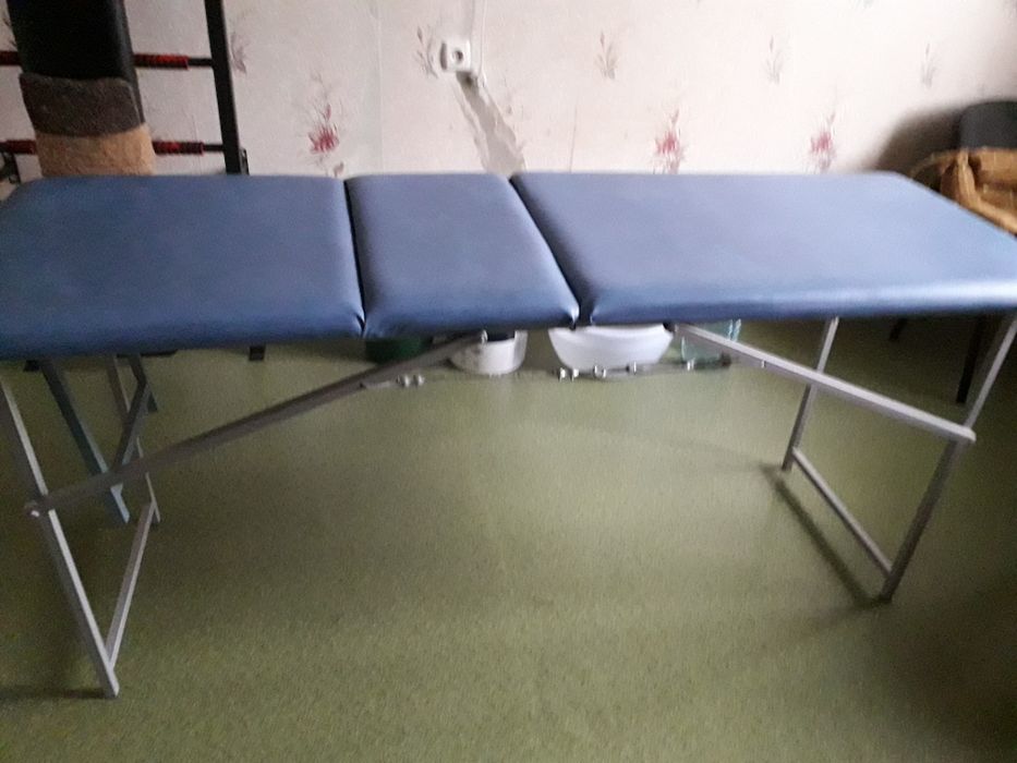 Тапчан,стол для масажа,стіл для нарощування, кушетка