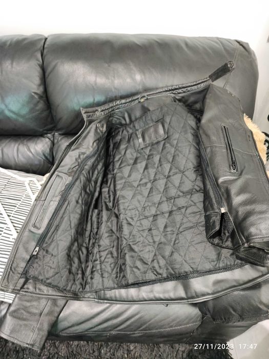 Casaco/Blusão Motard Vintage em pele, estilo Custom.