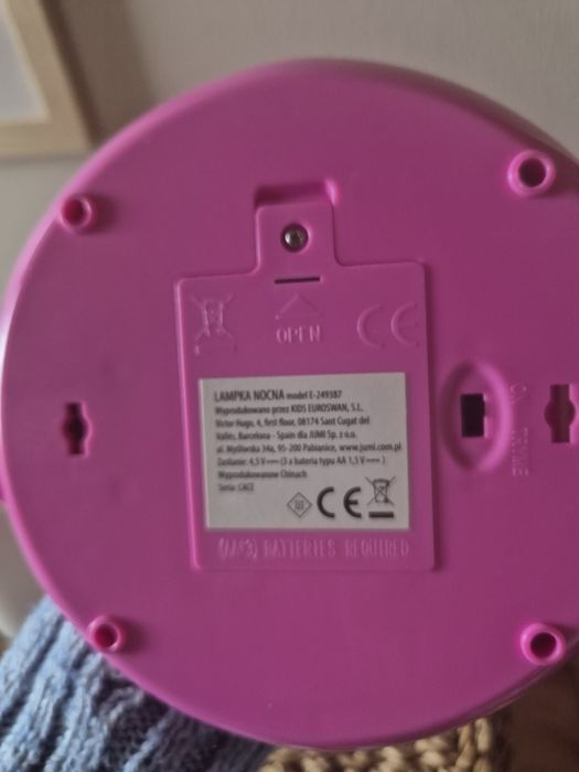 Lampki nocne dla dzieci po 25 zl