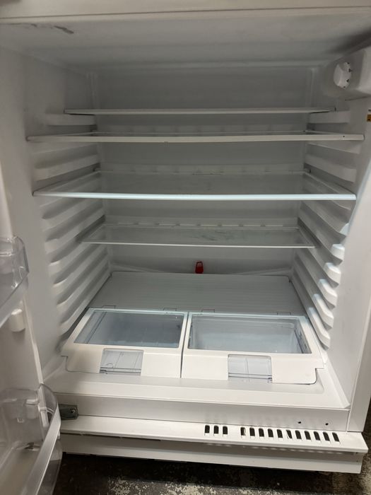 Sprzedam lodówke do zabudowy