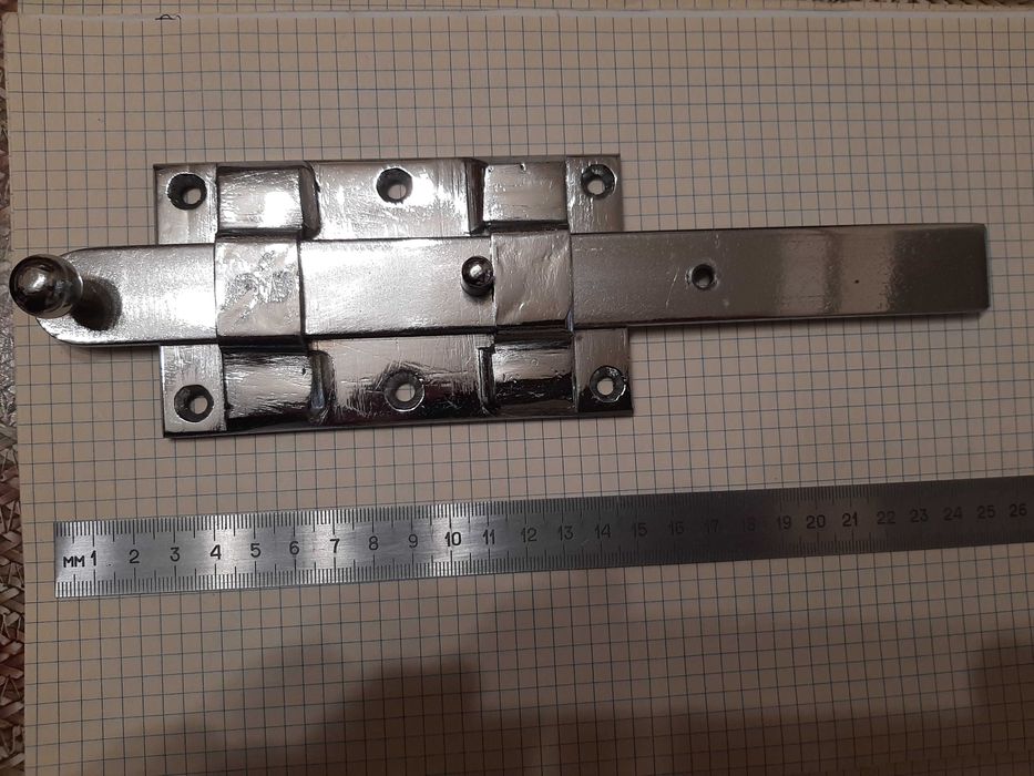 Новый  засов-задвижка.