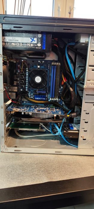 Komputer Athlon II x4 635 ,4gb RAM, HDD, HD 5770