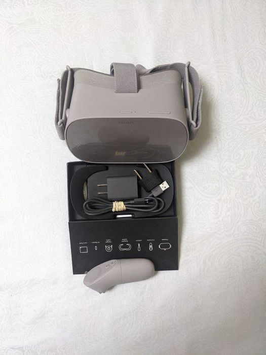 VR-гарнитура Oculus Go 64 Гб