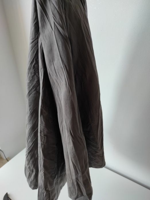 Elegancka spódnica firmowa