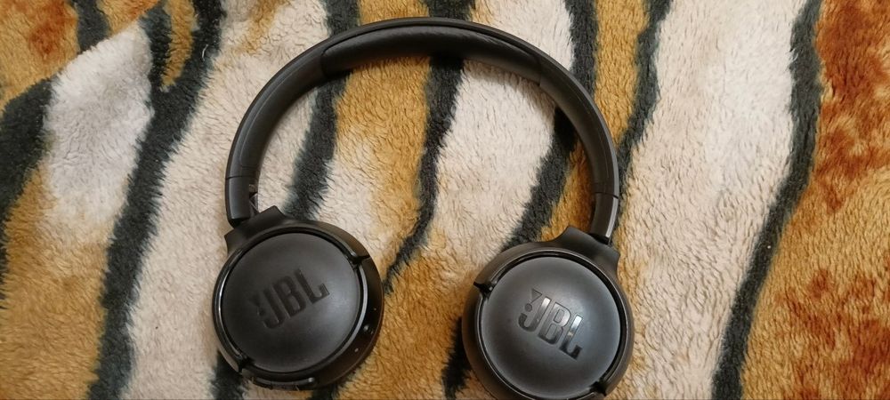 Навушники безпровідні JBL
