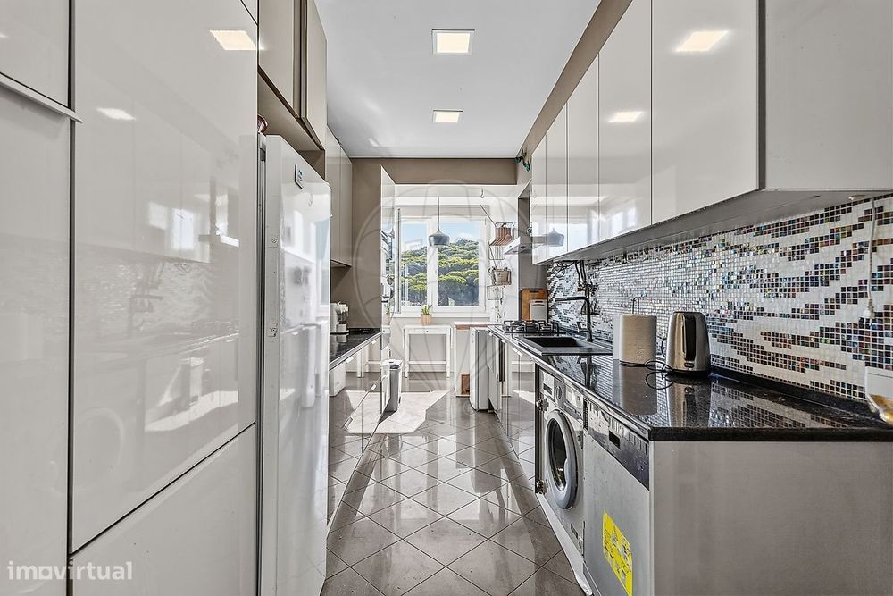 Apartamento T4 para venda