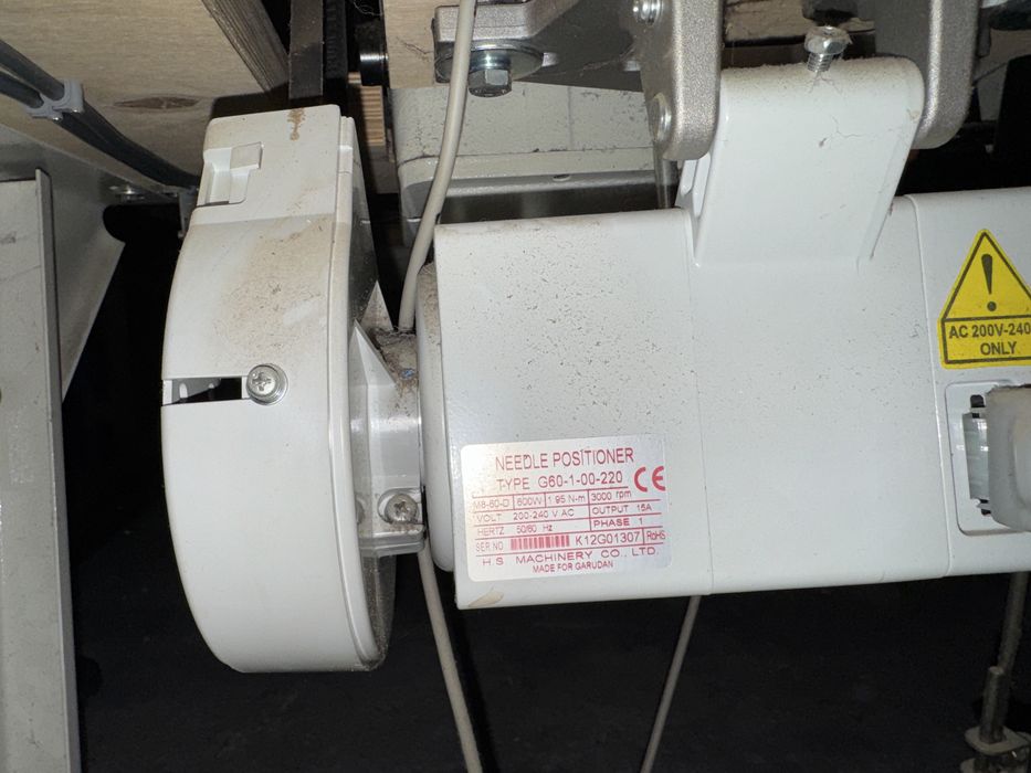 Maszyna do szycia słupkowa