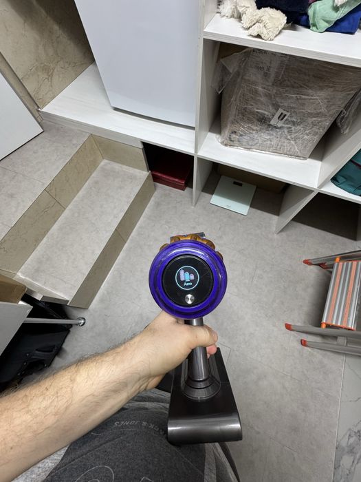 Пилосос Dyson v15