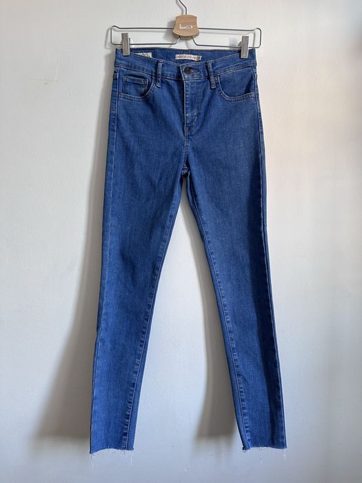 Jeansy Levis High Rise 720 rozmiar 25