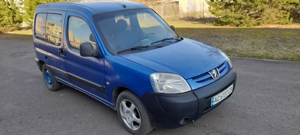 Продам  Пежо Партнер  2004р.  2.0Д