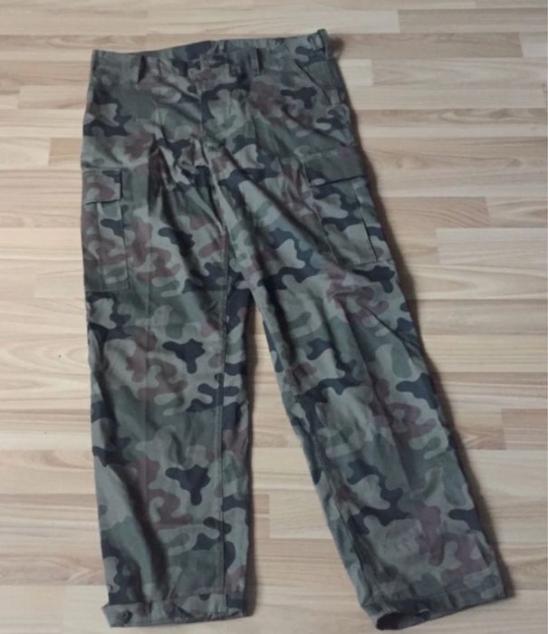 Sprzedam strój harcerski