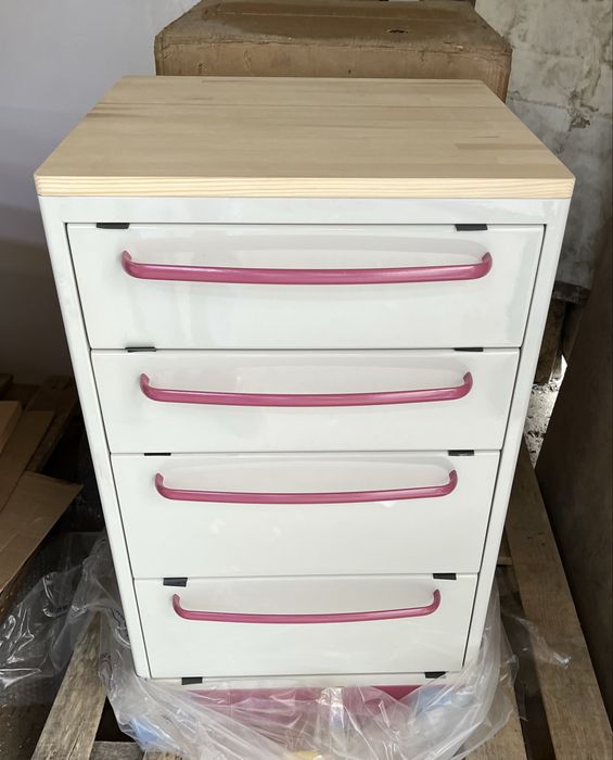 Продам тумбочки (ящики)