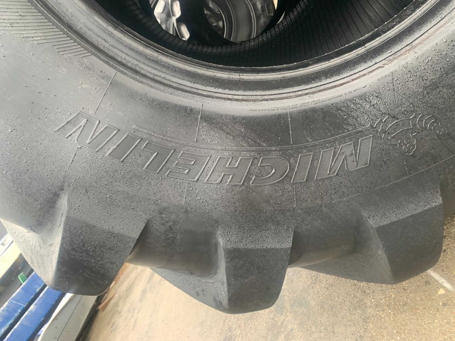 1050/50R32 Michelin Megaxbib  JM725