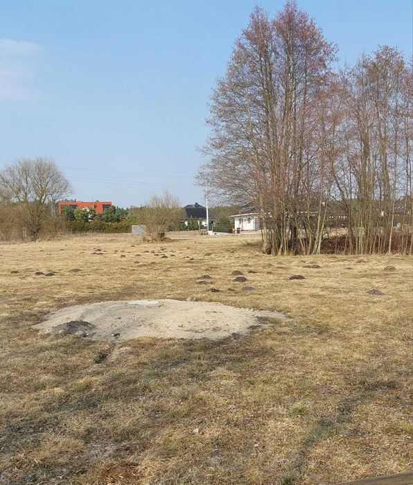 Sprzedam działkę budowlaną na osiedlu w  Kobylarni