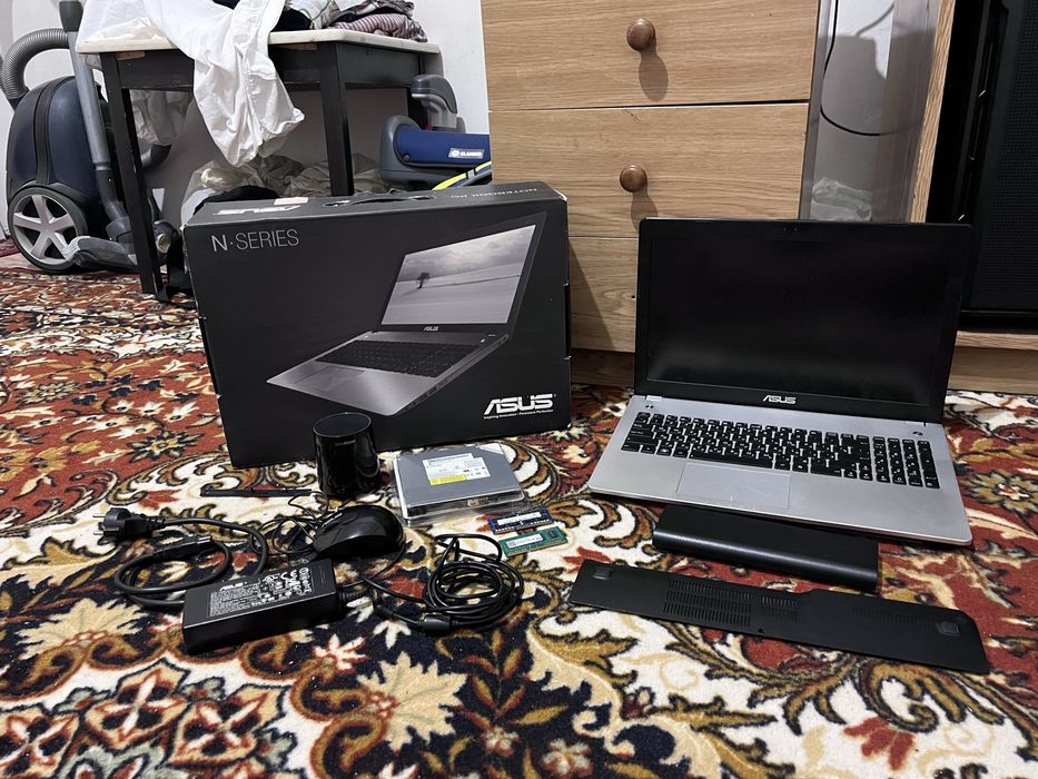 Ноутбук Asus N56DP