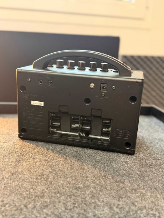 Boss Katana Mini Amplificador