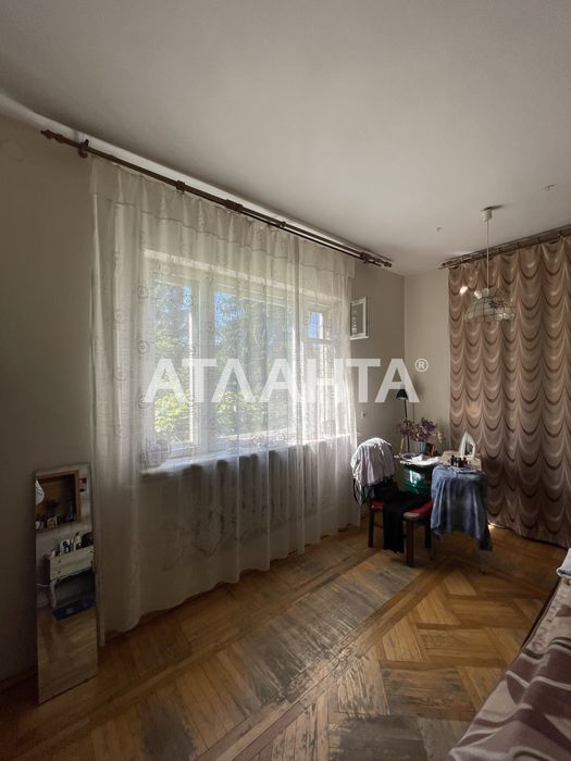 Продаж капітального будинку з виглядом на озеро Соснівка Львів!